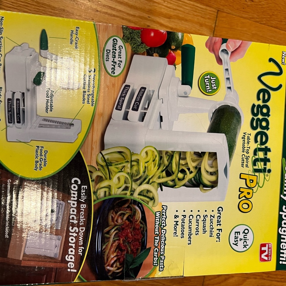 - Veggetti pro chopper spiral vegetables